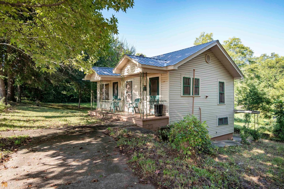 123 Banks St, Cornelia, GA 30531 - photo 1