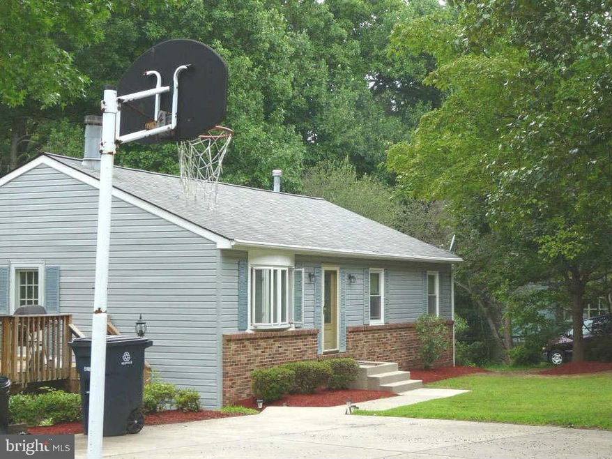 6802 Dangelo Ct, Bowie, MD 20720 - photo 1