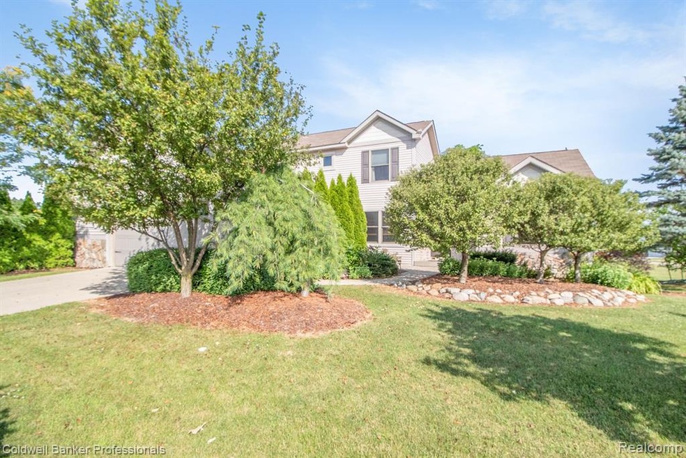 10483 Cobblestone Blvd.jpg