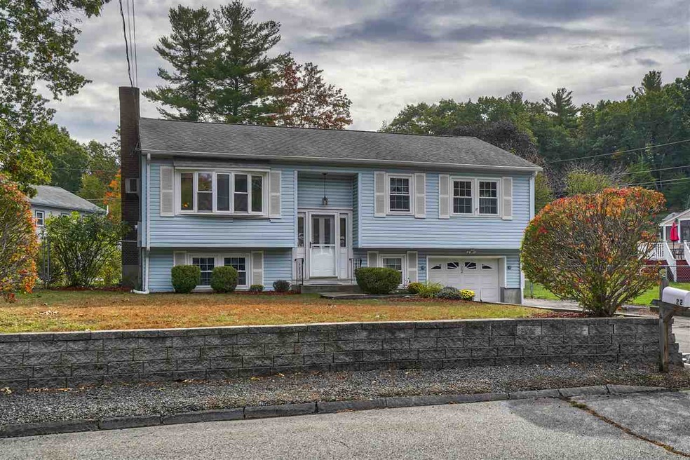 22 Shawnee Dr, Nashua, NH 03062 - photo 1