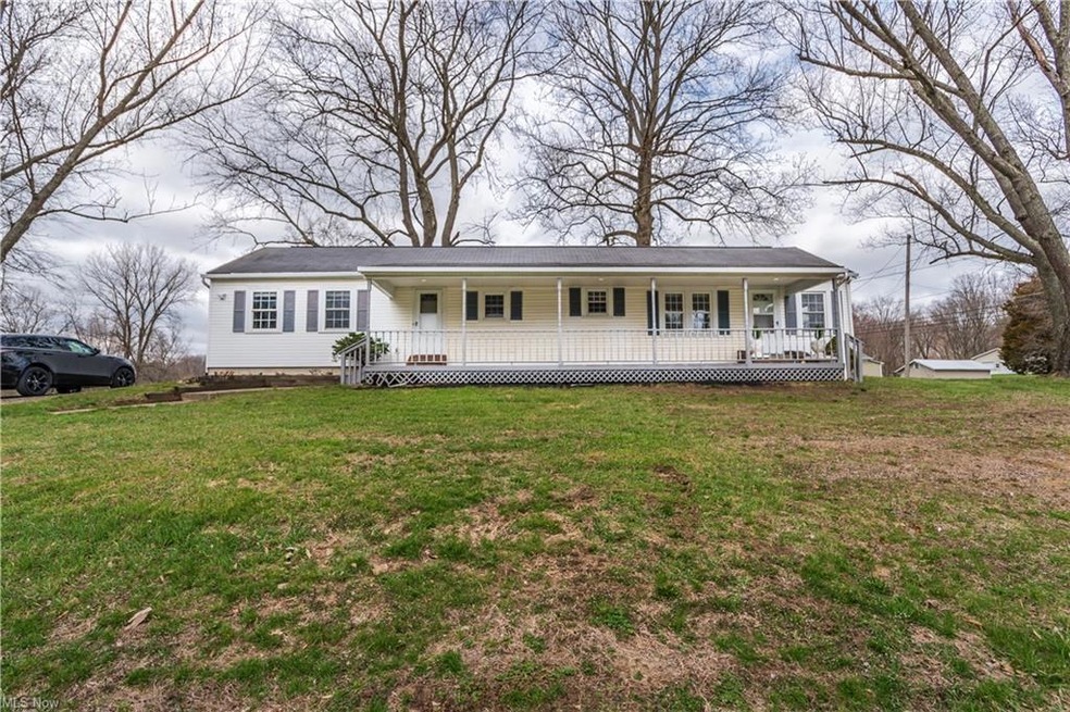 6882 Manchester Rd, New Franklin, OH 44216 - photo 1