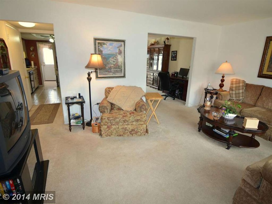 1710 Greentree Ct, Crofton, MD 21114 - photo 1