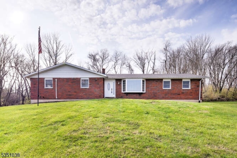 522 Ridge Rd, Newton, NJ 07860 - photo 1