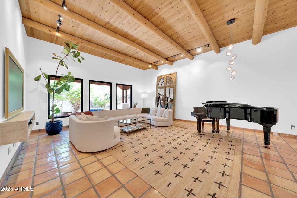 110 E Concorda Dr, Tempe, AZ 85282 - photo 1