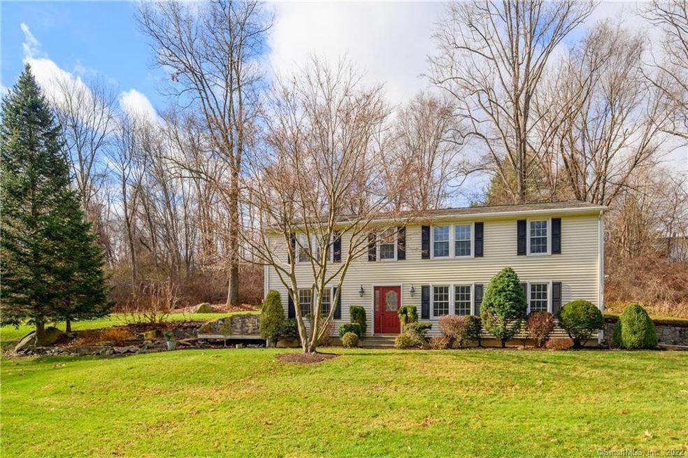 Welcome to 18 Glen Rd in New Fairfield.