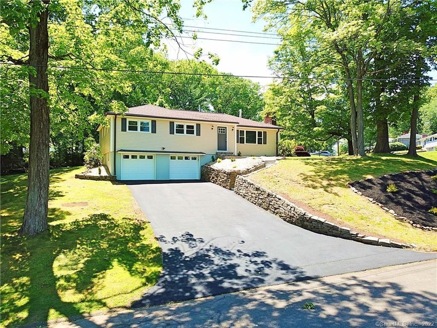 41 Beech Tree Dr, Wethersfield, CT 06109 - photo 1