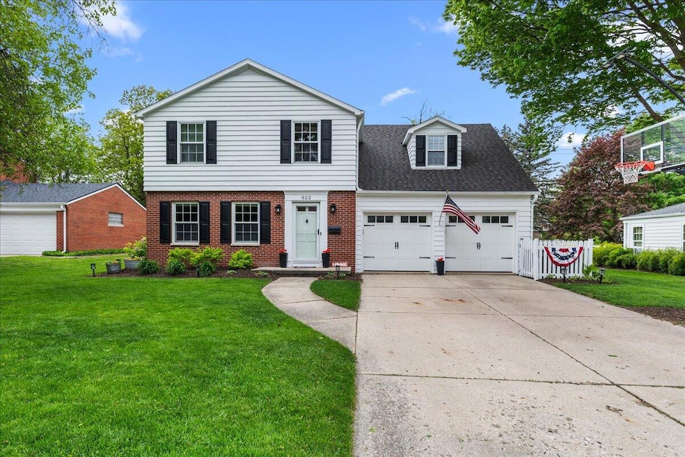 822 Highlandview Dr