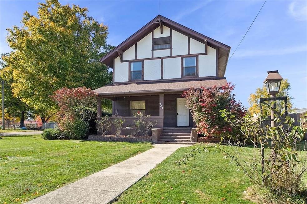 901 W 5th St, Perry, IA 50220 - photo 1