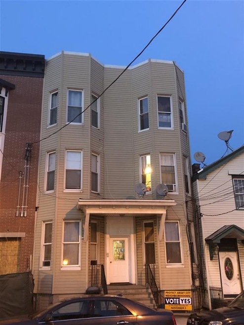 76 Manhattan Ave, Jersey City, NJ 07307 - photo 1