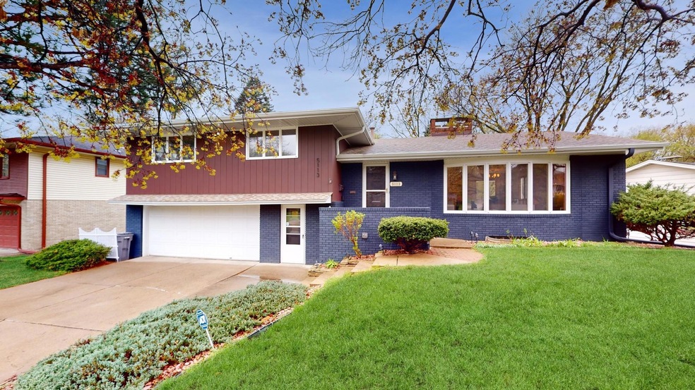 5113 Meadow Ridge, Edina, MN 55439 - photo 1