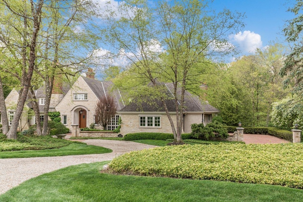 Welcome to 2630 Clarion Court!