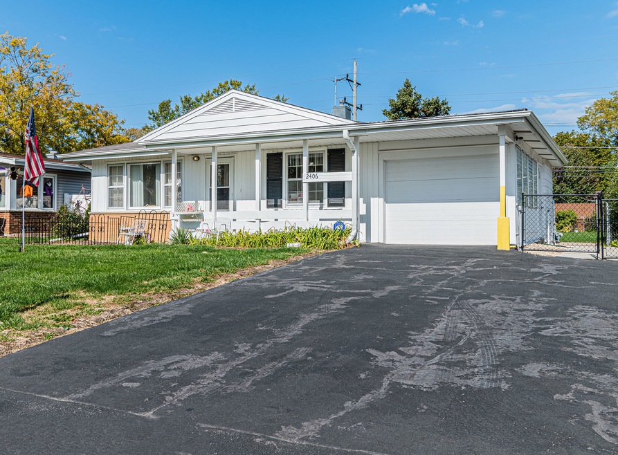 2406 Central Rd, Rolling Meadows, IL 60008 - photo 1