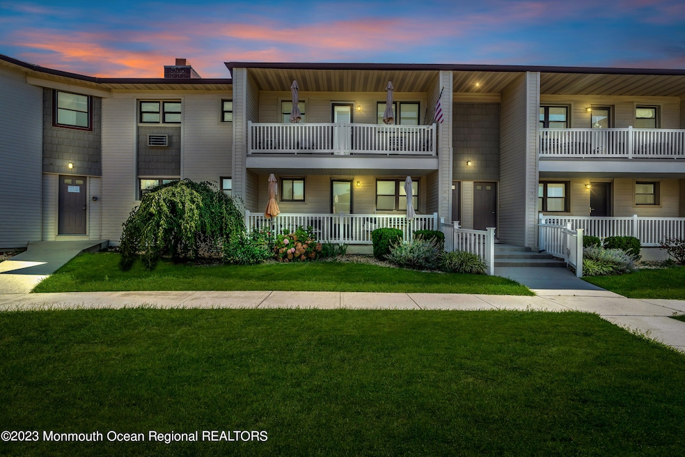 36 Wharfside Dr, Monmouth Beach, NJ 07750 - photo 1