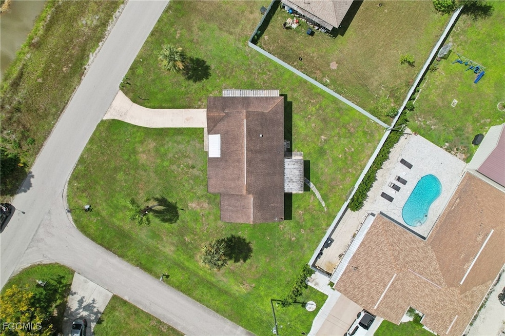 2807 E 8th St, Lehigh Acres, FL 33972 - photo 1