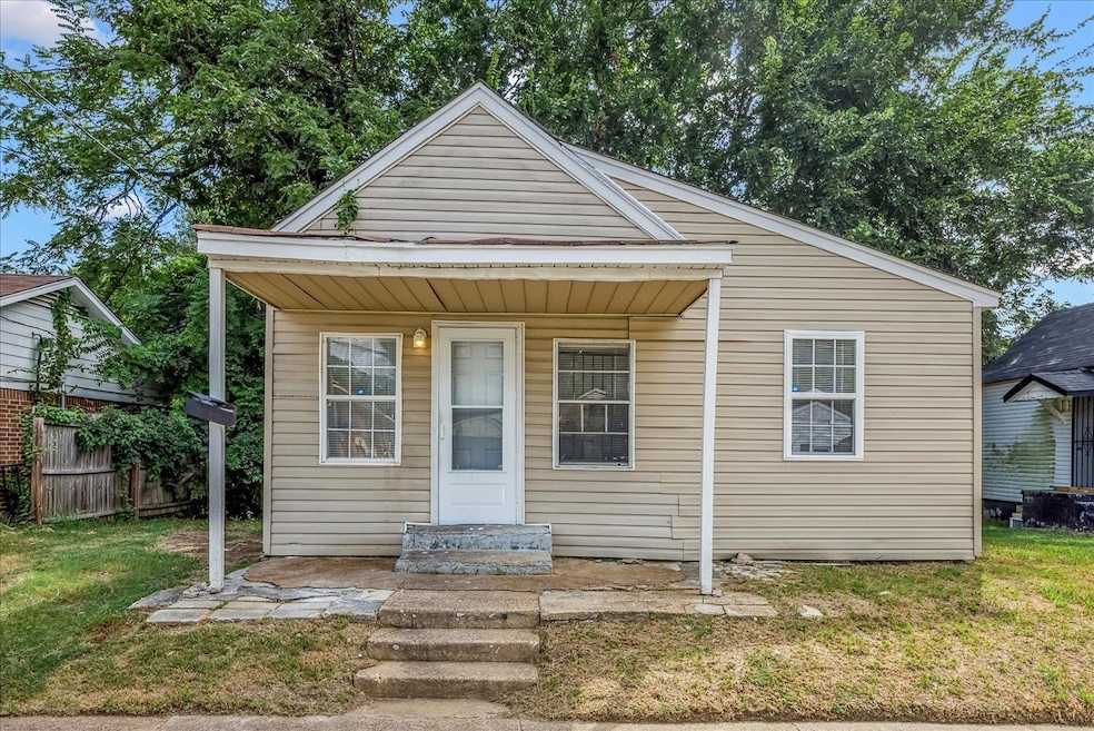 1338 N Willett St, Memphis, TN 38108 - photo 1