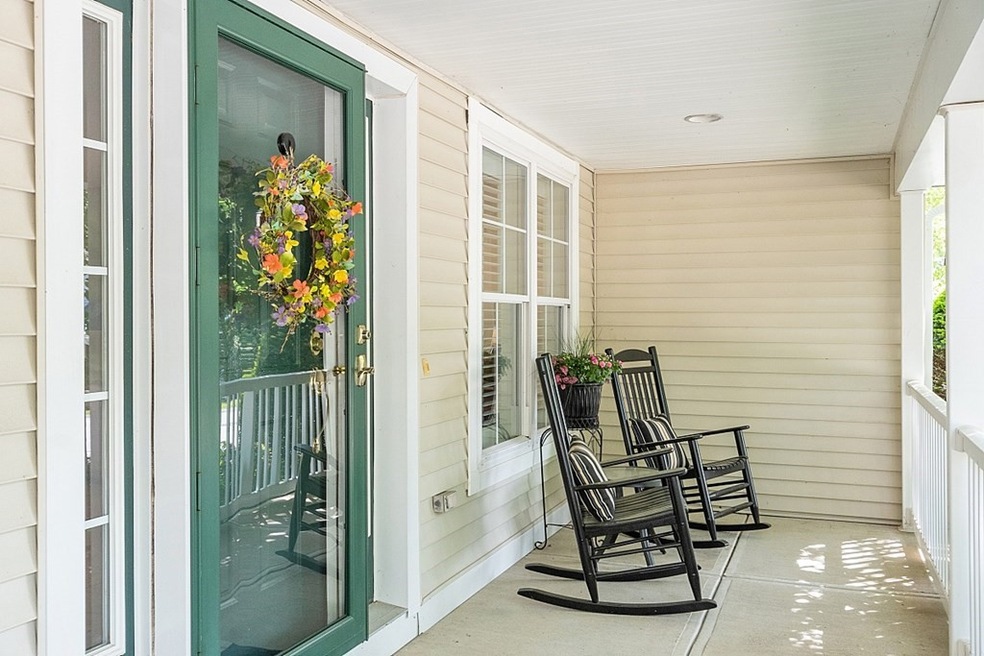 67 Blossom Square unit 67, Holden, MA 01520 - photo 1