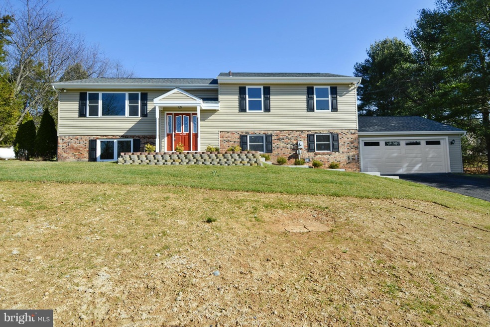 14005 Lewisdale Rd, Clarksburg, MD 20871 - photo 1