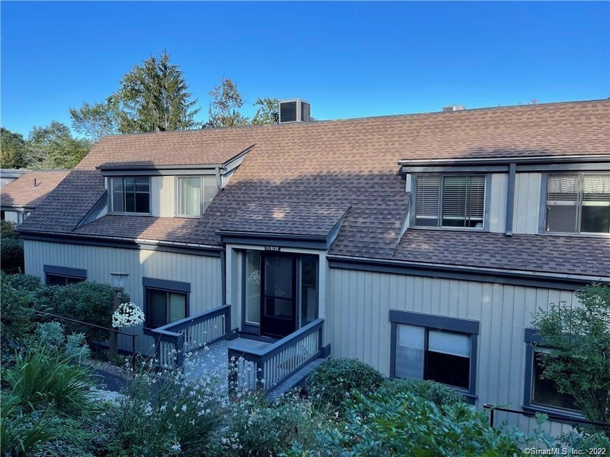 191 Heritage Village unit D, Southbury, CT 06488 - photo 1