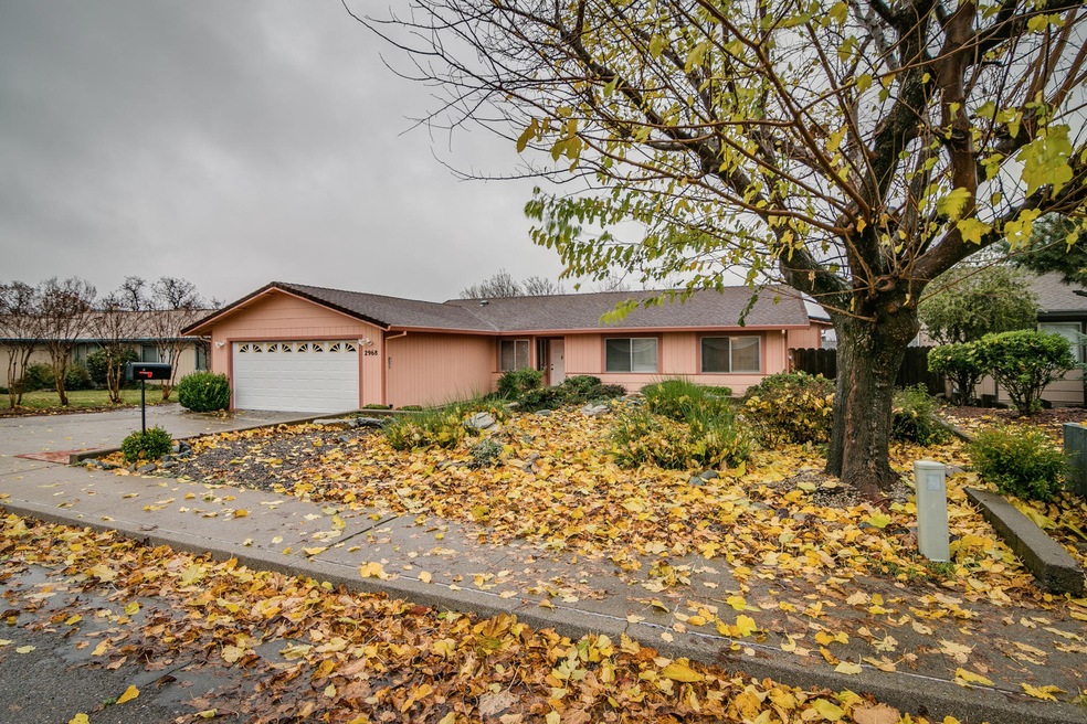 2968 Starlight Blvd, Redding, CA 96001 - photo 1