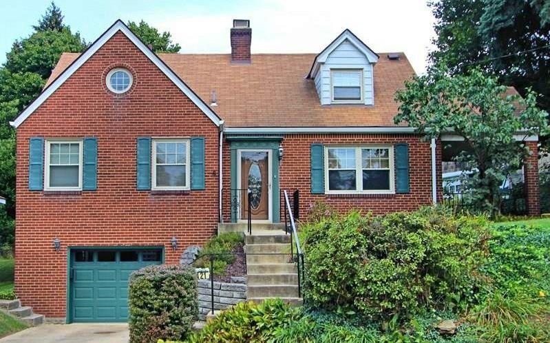 Perfect starter home!  4 Bedrooms-2 upstairs and 2