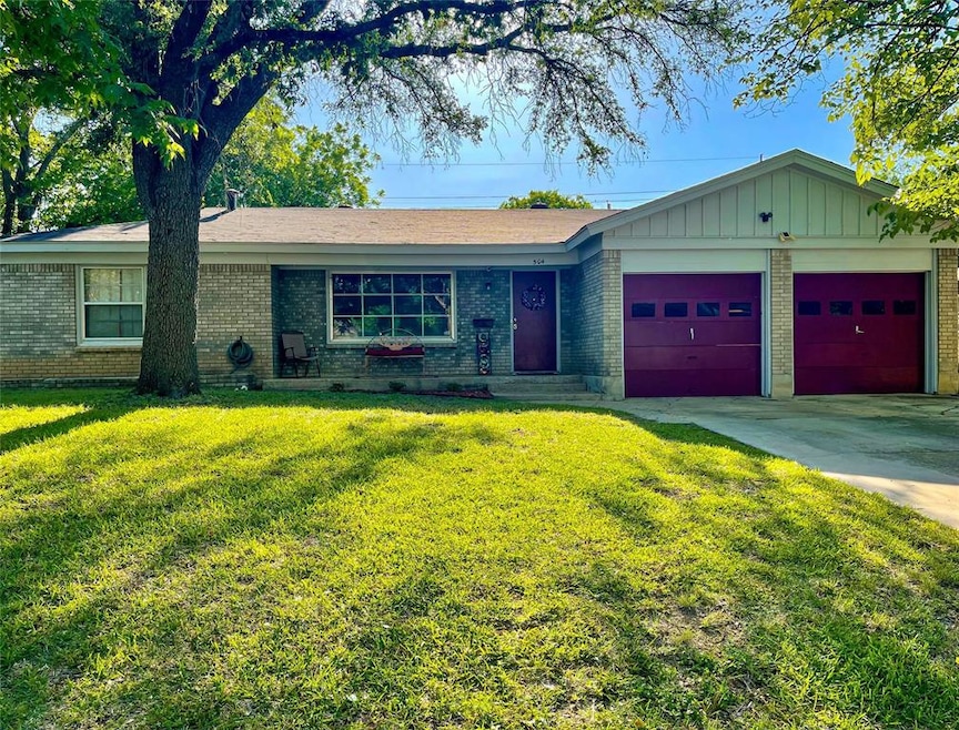 504 Kimbrough St, Fort Worth, TX 76108 - photo 1