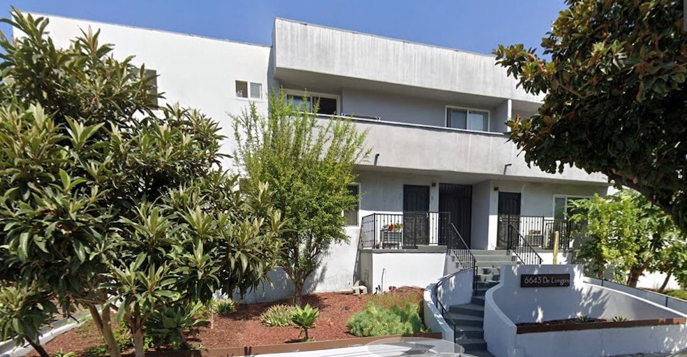 6643 De Longpre Ave unit 5, Los Angeles, CA 90028 - photo 1