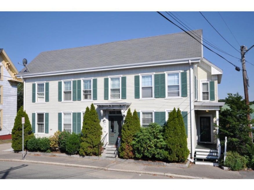 537 Islington St unit 3, Portsmouth, NH 03801 - photo 1