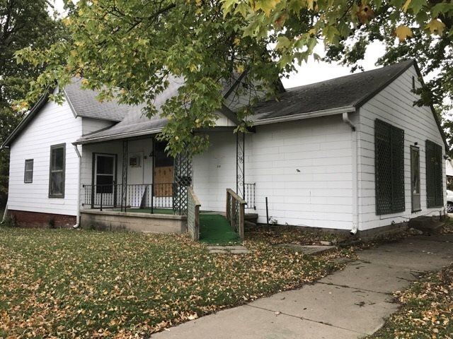 54 W Meredith St, Frankfort, IN 46041 - photo 1