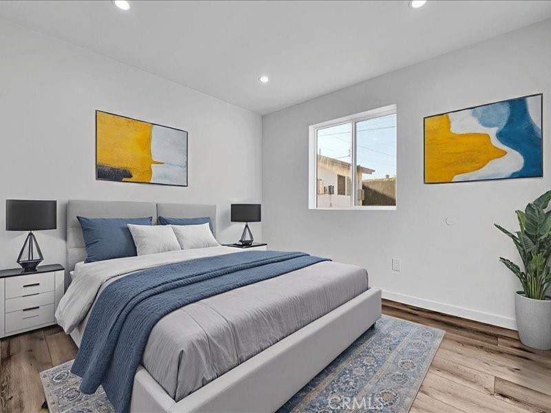 1020 Dennis Ave unit B, Simi Valley, CA 93065 - photo 1