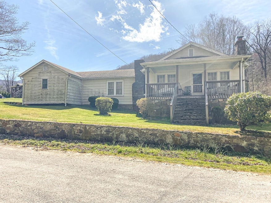 50 Rocky Branch Rd, Waynesville, NC 28786