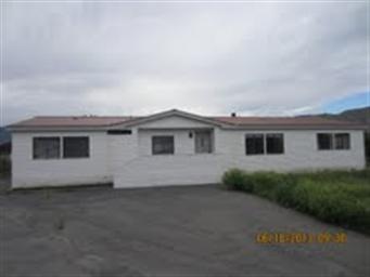 1880 6th St SE, East Wenatchee, WA 98802 - photo 1
