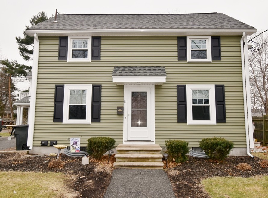 11 Holden Place, Woburn, MA 01801 - photo 1