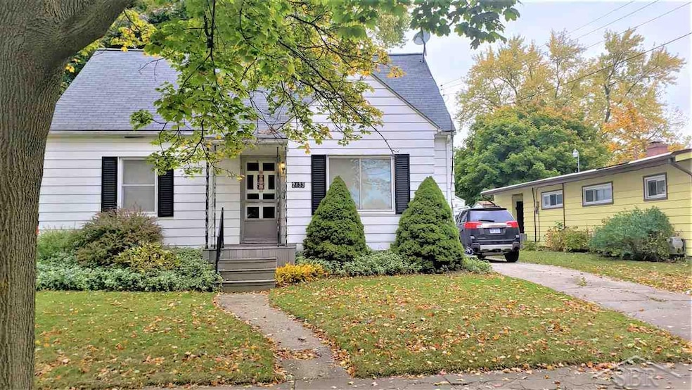 2433 Nebraska Ave, Flint, MI 48506 - photo 1