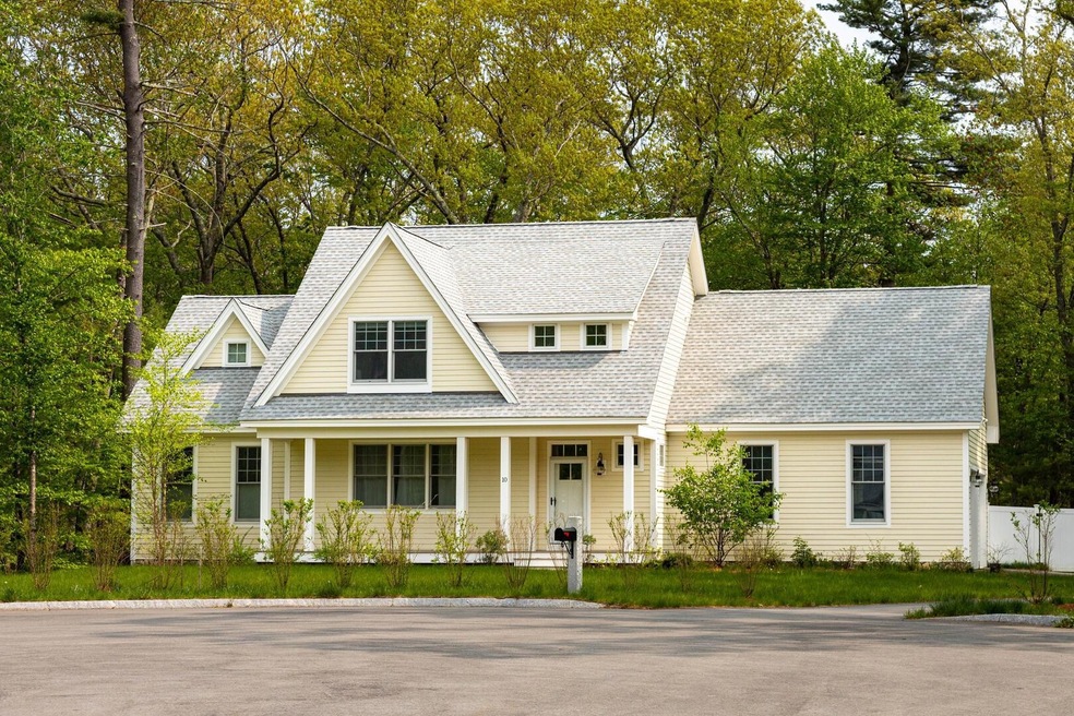 10 Mccarron Dr, Hampton, NH 03842 - photo 1