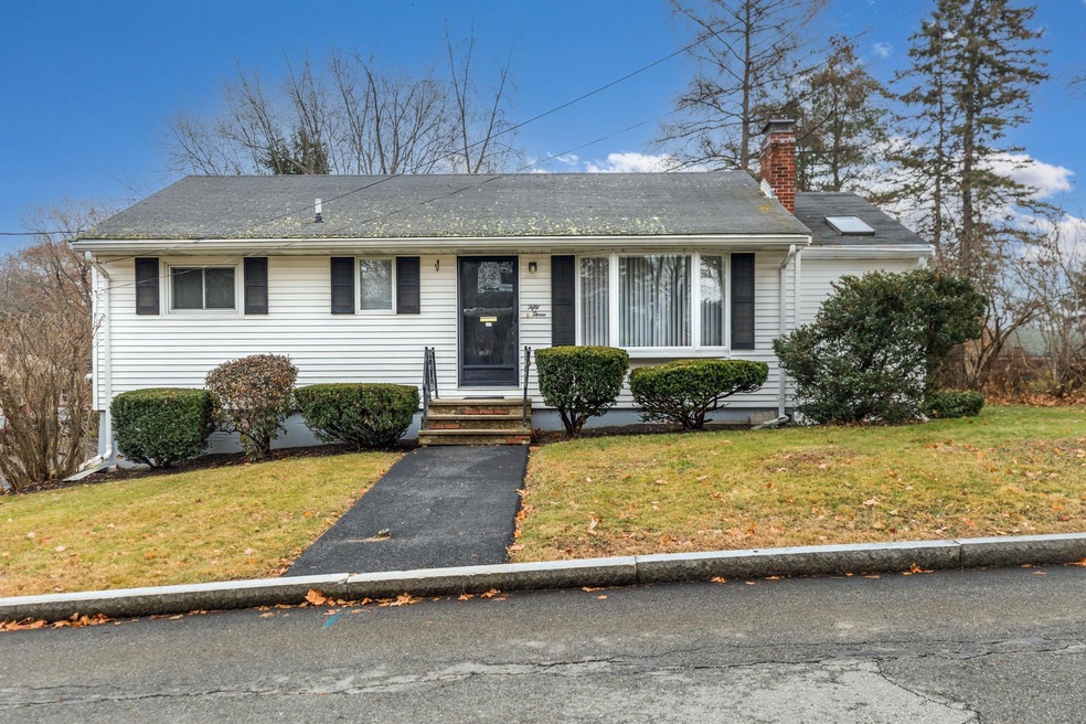 53 Dennett St, Portland, ME 04102 - photo 1