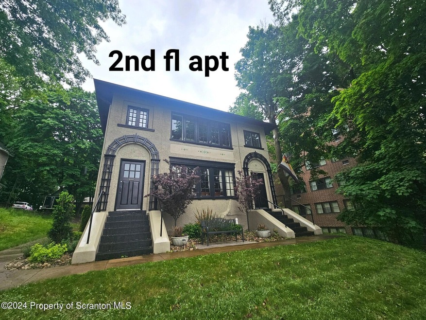 528 N Webster Ave, Scranton, PA 18510 - photo 1