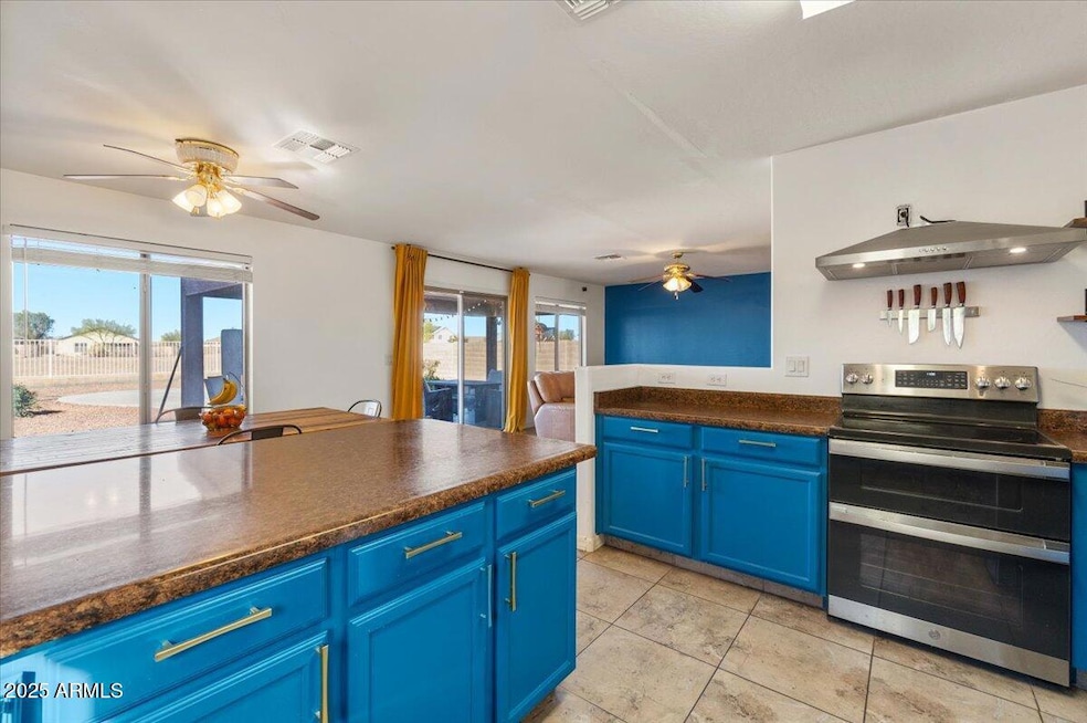 20-Kitchen