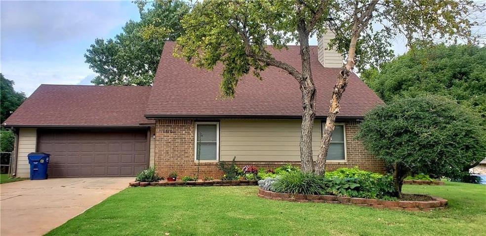 1310 Silver Maple Ln, Noble, OK 73068 - photo 1