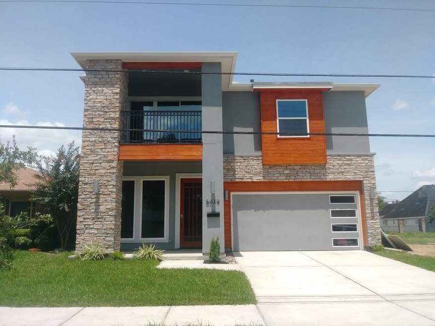 5039 Bricker St, Houston, TX 77033 - photo 1