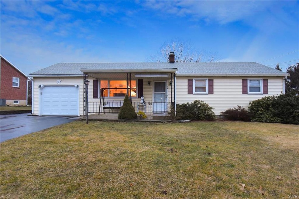 74 N Broad Street Extension unit Ext., Nazareth, PA 18064 - photo 1