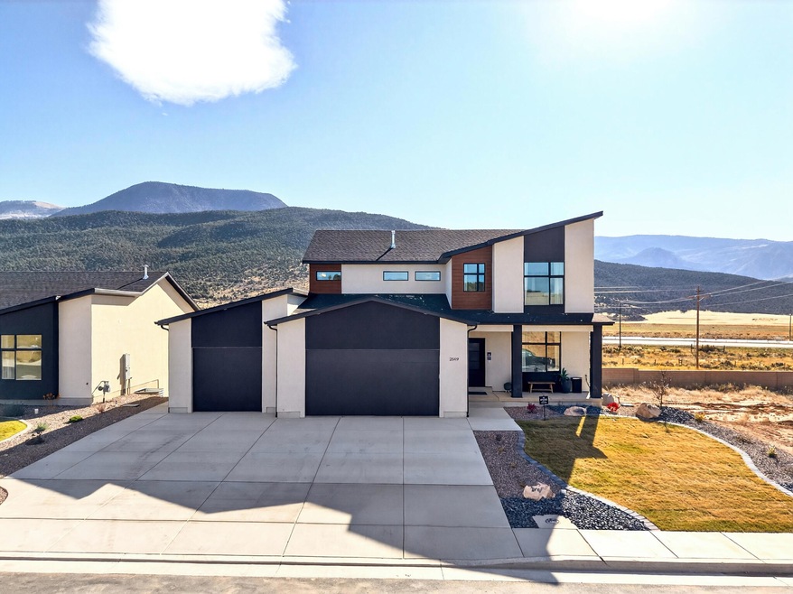 2549 W Black Sage Dr, Cedar City, UT 84720 - photo 1