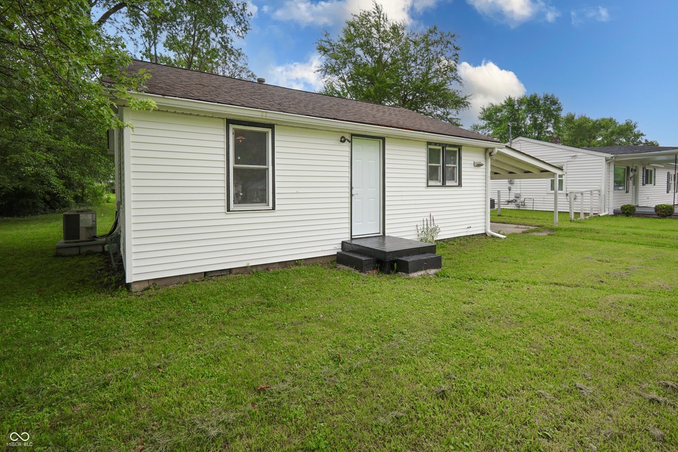 523 Patterson Rd, Columbus, IN 47203 - photo 1