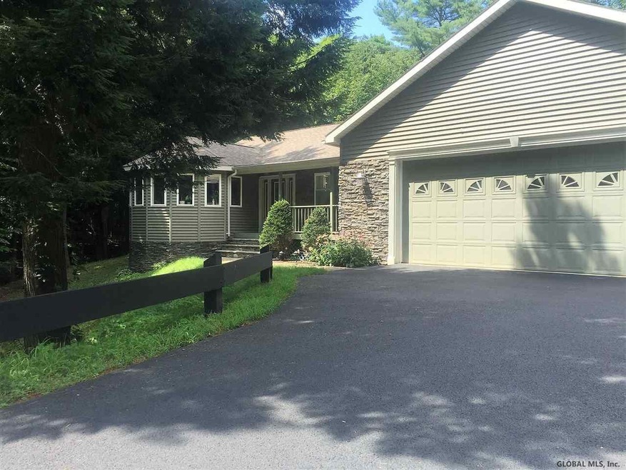 107 Chelsea Dr, Saratoga Springs, NY 12866 - photo 1