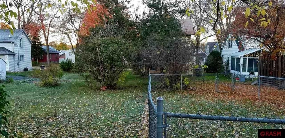 1123 N 5th St, Mankato, MN 56001 - photo 1