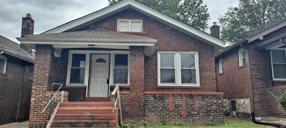 4710 Farlin Ave, Saint Louis, MO 63115 - photo 1