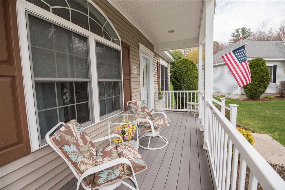 13 Haley Ct, Londonderry, NH 03053 - photo 1