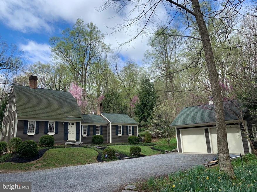 185 Windward Ln, Shepherdstown, WV 25443 - photo 1