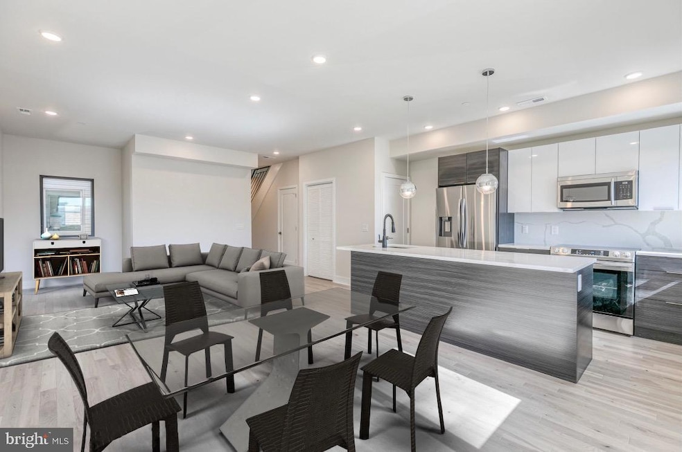 For Sale $550,000 • Co-Listing Agent