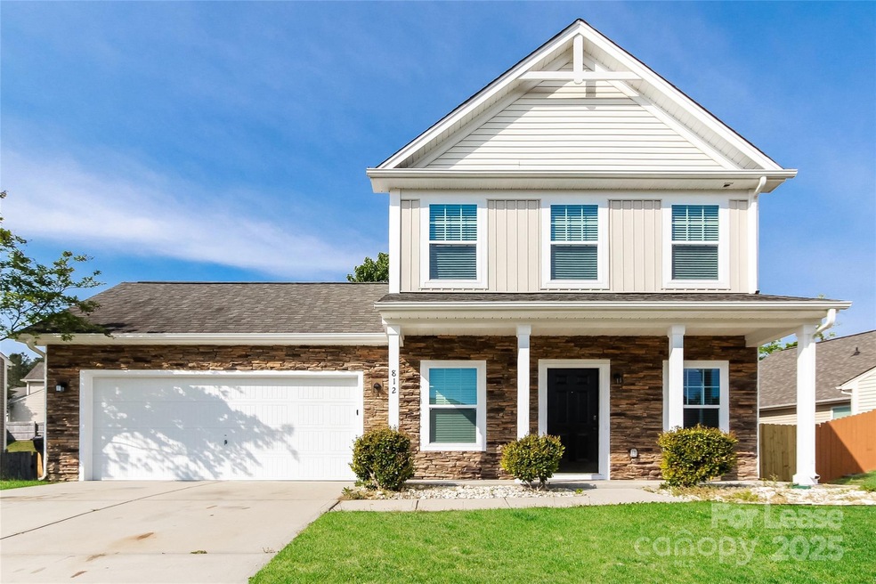 812 Pointe Andrews Dr, Concord, NC 28025 - photo 1