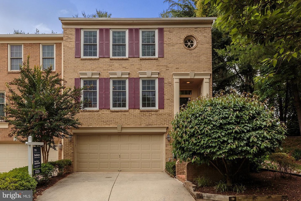 10964 Bloomingdale Dr, Rockville, MD 20852 - photo 1